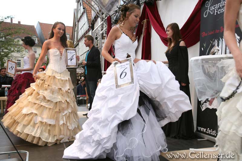 2010-06 Miss Barock | LB134413  | www.mittelalter-rocknacht.de