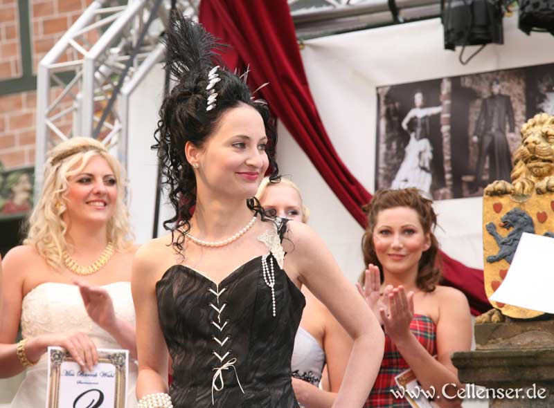 2010-06 Miss Barock | LB134477  | www.mittelalter-rocknacht.de